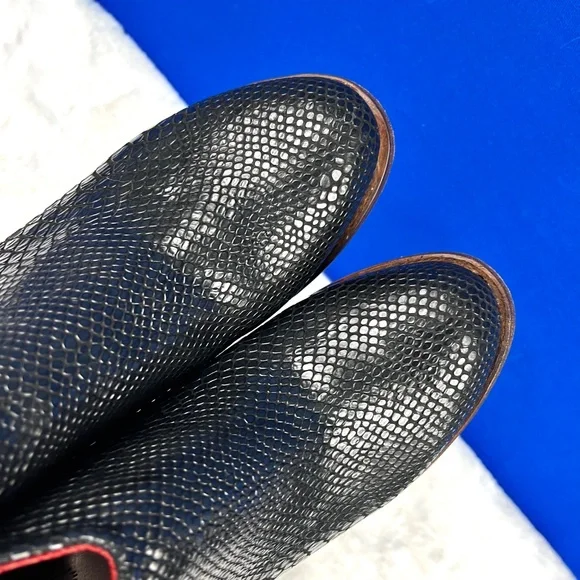 🚫SOLD! |•FREEBIRD🦅BY STEVEN•| GORGEOUS DETROIT Black Snake Booties Size 10 - Picture 10 of 16